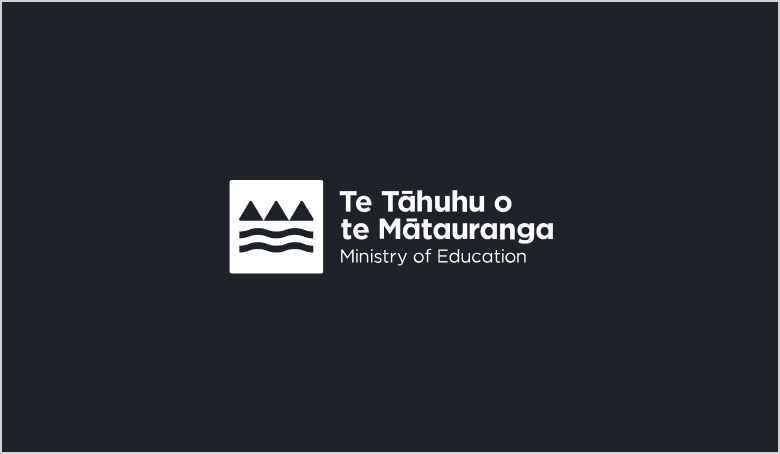 Te Tāhuhu o te Mātauranga Logo on dark background